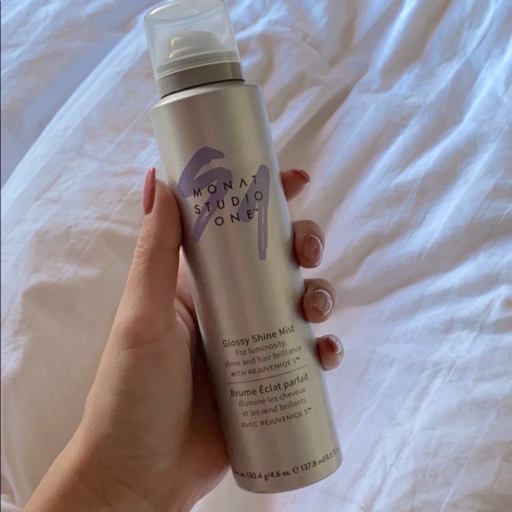 Glossy Shine Mist / MONAT